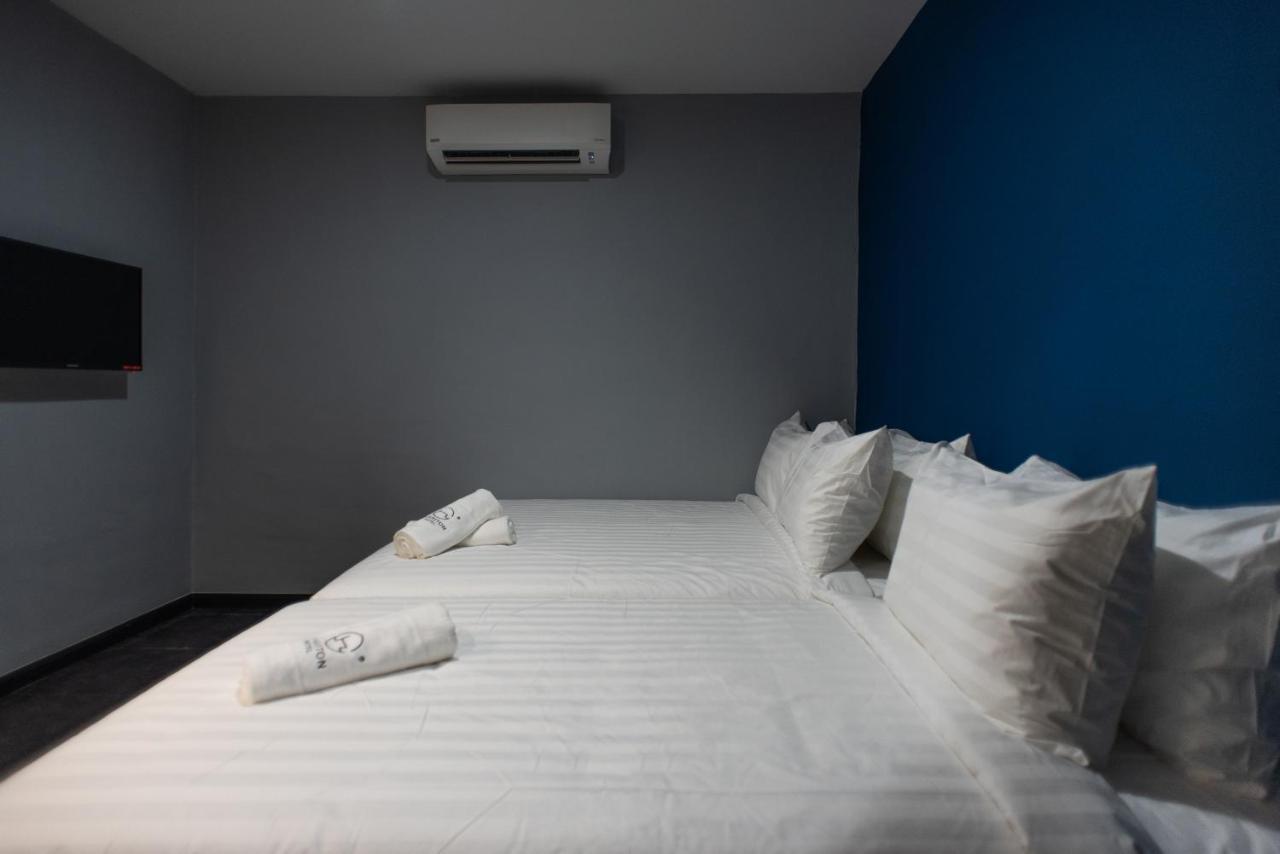 Chariton Hotel Bagan Баттерворт Экстерьер фото